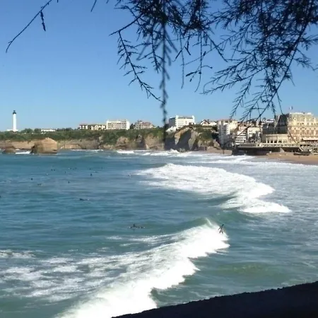 Victoria Surf 703 : Moderne En Centre Ville Avec Piscine Apartment Biarritz