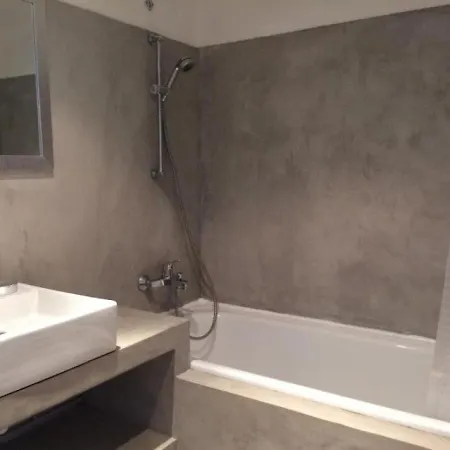Victoria Surf 703 : Moderne En Centre Ville Avec Piscine Apartment