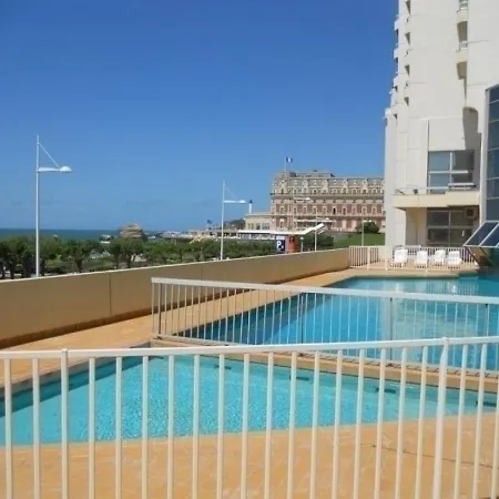 Victoria Surf 703 : Moderne En Centre Ville Avec Piscine Apartment Biarritz